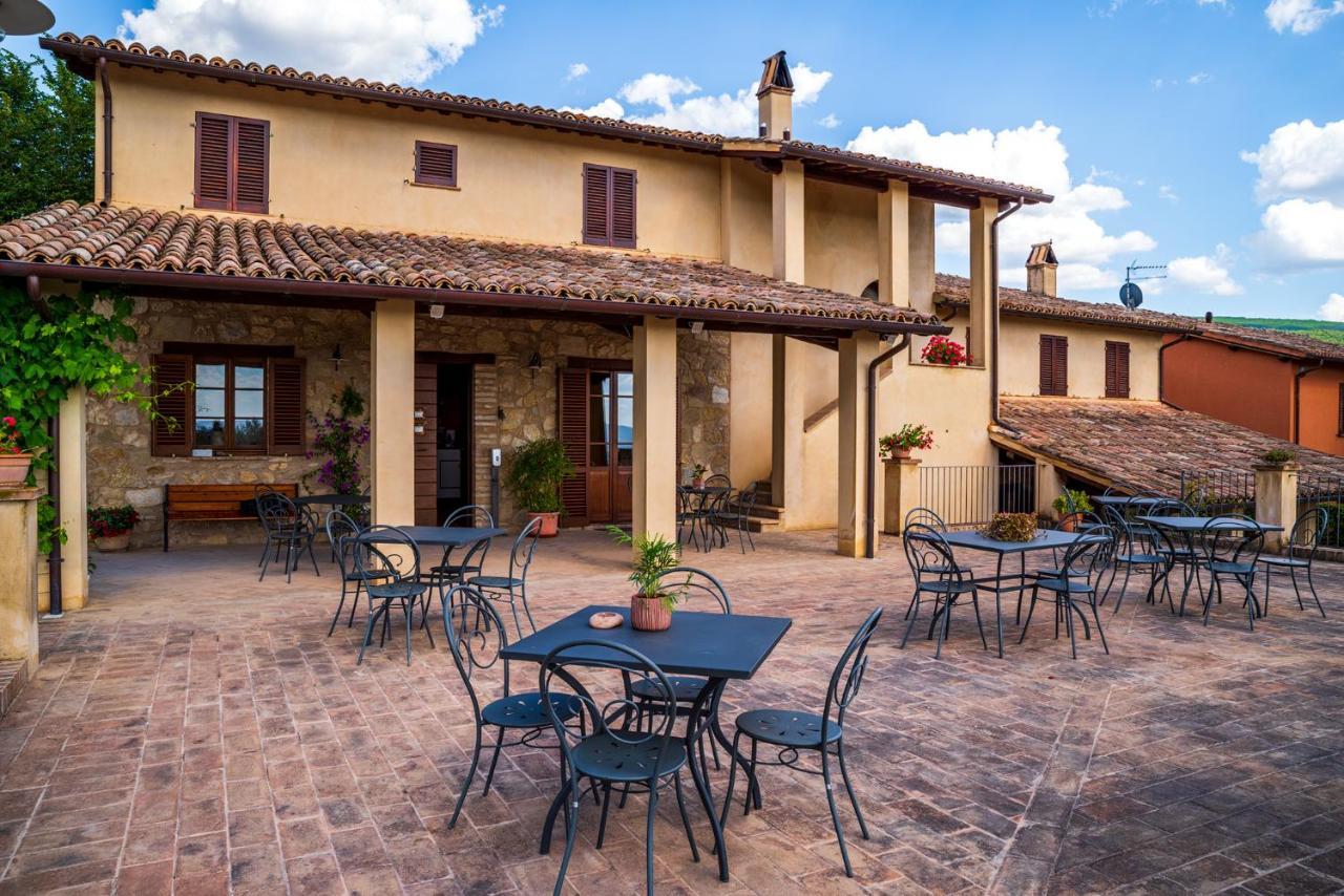 Agriturismo Le Vigne Foligno Exterior foto