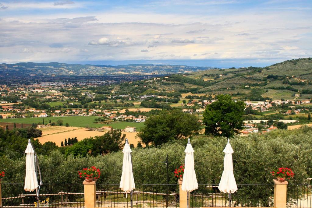 Agriturismo Le Vigne Foligno Exterior foto